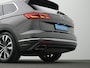 Volkswagen Touareg 3.0 TSi eHybrid 340 pk Tiptronic 4MOTION Elegance | Panoramadak | Luchtvering | 360 camera | IQ Light | Standkachel | 21 inch