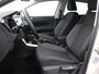 Volkswagen Polo 1.0 TSI Life Edition 95 PK | Keyless access | Apple Carplay draadloos | Camera | Navigatie | 15" Lichtmetalen velgen | LED Koplampen | Android Auto draadloos | Parkeersensoren | Adaptive cruise control |