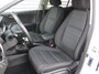 Kia Stonic 1.0 T-GDi MHEV DynamicPlusLine | Stuur-/stoelverwarming | Camera | Clima | Cruise | 16" LM | Navi | LED | Keyless |