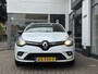 Renault Clio IV Estate TCe 90 Limited | Navigatiesysteem | Armsteun | Lage kilometerstand!! | Lichtmetalen velgen | Parkeersensoren |