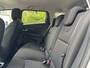 Renault Clio IV Estate TCe 90 Limited | Navigatiesysteem | Armsteun | Lage kilometerstand!! | Lichtmetalen velgen | Parkeersensoren |