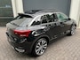 Volkswagen T-Roc 2.0 TSI 4-Motion 3x R-Line DSG Virtual/Pano/Trekhaak/ACC/Climate/Navigatie/Bluetooth/Camera/Car Play/Apk 06-2026