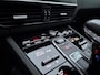 Porsche Cayenne Coupé 3.0 E-Hybrid NAP Pano/Luchtvering/360/ACC/Alcantara/22 Inch/Trekhaak/Lasershield/Blue Eye/PDC/Apk 11-2026