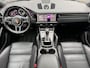 Porsche Cayenne Coupé 3.0 E-Hybrid NAP Pano/Luchtvering/360/ACC/Alcantara/22 Inch/Trekhaak/Lasershield/Blue Eye/PDC/Apk 11-2026