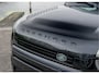 Land Rover Defender 110 P300e X-Dynamic HSE | 6-Persoons | Alle Opties | Pangea Green - Ebony leder | Meridian Surround | Head-Up | Standkachel | 3-Zone Airco |