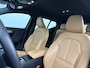 Volvo XC40 2.0 T4 Inscription | Camera | Navigatie | Lederen bekleding | 18" Lichtmetalen velgen