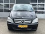 Mercedes-Benz Vito 116 CDI 320 Lang DC Luxe Automaat Airco Cruise control 2000kg trekgewicht Telefoonvoorbereiding Stuurwielbedinging Schuifdeur 5-persoons parkeersensoren voor en achter Euro 5
