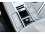 Toyota C-HR 1.8 Hybrid 140 Dynamic Limited Automaat 140pk | Stuur- + stoelverwarming | Parkeersensoren voor + achter | Dodehoekdetectie |