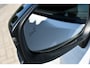 Toyota C-HR 1.8 Hybrid 140 Dynamic Limited Automaat 140pk | Stuur- + stoelverwarming | Parkeersensoren voor + achter | Dodehoekdetectie |