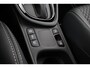 Toyota Yaris 1.5 Hybrid 130 Executive | Navigatie | Dodehoek detectie | Stoel-/stuurverwarming | Parkeersensoren voor/achter | 17 inch | Apple Carplay / Android Auto