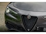 Alfa Romeo Stelvio 2.0 T AWD Q4 200 PK Aut. 1e Eig Xenon Leder Black Optic Stoelverwarming Camera 20''