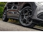 Alfa Romeo Stelvio 2.0 T AWD Q4 200 PK Aut. 1e Eig Xenon Leder Black Optic Stoelverwarming Camera 20''