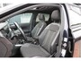 Volkswagen Polo 1.0 TSI 85kw 116pk Highline R-Line , Panoramadak, Led , PDC, Cruise, Carplay , Achteruitrijcamera , Sportstoelen , Actieve demping .DAB+, etc .