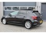 Volkswagen Polo 1.0 TSI 85kw 116pk Highline R-Line , Panoramadak, Led , PDC, Cruise, Carplay , Achteruitrijcamera , Sportstoelen , Actieve demping .DAB+, etc .