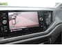 Volkswagen Polo 1.0 TSI 85kw 116pk Highline R-Line , Panoramadak, Led , PDC, Cruise, Carplay , Achteruitrijcamera , Sportstoelen , Actieve demping .DAB+, etc .