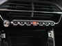 Peugeot e-2008 EV Active 50 kWh | 16 inch lichtmetalen velgen | Remote services | Parkeersensoren | Cruise control | Hill-hold functie |