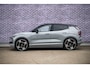 Volvo EX30 Single Motor Extended Range Plus | Black Pack | Harman & Kardon | 21" Everlast velgen | Adaptieve Cruise Control |  Stoel/Stuurverwarming | Verlaging set |