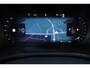 Volvo V60 B4 Automaat Essential Edition | 18 inch Lichtmetalen Velgen | Extra Getint Glas | Lederen Bekleding | Park Assist voor en achter | Climate Pack | Driver Assist | Cruise Control Adaptief Met Stop&Go En Stuurhulp | Apple Carplay/Android Auto |