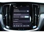 Volvo V60 B4 Automaat Essential Edition | 18 inch Lichtmetalen Velgen | Extra Getint Glas | Lederen Bekleding | Park Assist voor en achter | Climate Pack | Driver Assist | Cruise Control Adaptief Met Stop&Go En Stuurhulp | Apple Carplay/Android Auto |