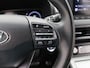 Hyundai Kona Electric EV Pure 64 kWh | 1e Eigenaar | Apple Carplay / Android Auto | Privacy Glass | Climate Control | ALL SEASON |