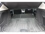 Lynk & Co 01 261PK Automaat Adaptieve Cruise Control / Elektrisch verstelbare voorstoelen / BLIS / Stoelverwarming / Climate Control / Parkeersensoren met 360 gradencamera / Regensensor