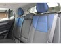 Lynk & Co 01 261PK Automaat Adaptieve Cruise Control / Elektrisch verstelbare voorstoelen / BLIS / Stoelverwarming / Climate Control / Parkeersensoren met 360 gradencamera / Regensensor