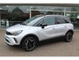 Opel Crossland 1.2-110pk Turbo 'Elegance'. Mooie en luxe hoogzitter met weinig km's ! Volautm. airco dual, cruise control, camera, comfortstoelen, metallic lak,  LM wielen, navigatie, telefoonvoorb., lane- en side assist, parkeersensoren v+a,  LED verlichting  etc.