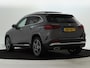 Mercedes-Benz GLA 250 e AMG Line | Panoramadak | Dodehoek Assist | 11 kW Laden | Sfeerverlichting | Stuur en Stoelverwarming | Inclusief 24 maanden Mercedes-Benz Certified garantie voor Europa.