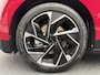 Lynk & Co 02 More 66 kWh Automaat / Stoel+Stuur Verwarmd / Panoramadak / Adaptive Cruise / Harman-Kardon / Elek. Verstelbare stoelen / Carplay / Android Auto / Draadloze Oplader / Kunstleder /