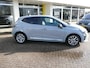 Renault Clio TCe 90 GPF evolution PACK WINTER/ PACK LOOK (16"LM VELGEN & PRIVACY GLAS)/ RESERVE WIEL/ 4 SEIZOENSBANDEN/ ETC.... DEALER ONDERHOUDEN! 1e EIGENAAR! GRIS RAFALE METALLIC!