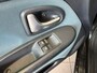 Renault Clio 1.6-16V Community LMV NW. APK AIRCO BJ 2005 !!!