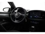 Toyota Aygo X 1.0 VVT-i MT Envy | Navigatie | Apple Carplay / Android Auto | Adaptive Cruise | Clima | Parkeersensoren voor/achter | Camera | 18 inch
