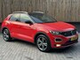 Volkswagen T-Roc 1.5 TSI R-line Automaat | Stoelverwarming | Achteruitrijcamera | Climate control adaptief | Climate control | Keyless entry&start | LED verlichting | Parkeersensoren voor en achter