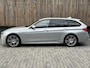 BMW 3-Serie Touring 325d M-pakket M-sport Automaat | Panoramadak | Stoelverwarming | Leer | Sportstoelen | Xenon verlichting | Cruise control | Harman Kardon audio | Parkeersensoren voor en achter | Achteruitrijcamera