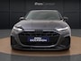 Audi A3 Limousine 30 TFSI S edition | S-Line | Optiek Zwart | Camera | Lederen bekleding | Apple CarPlay | Sportstoelen |