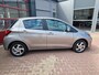 Toyota Yaris 1.5 Hybrid Lease 12MND BOVAG GAR | CRUISE | NAVI | AIRCO | CAMERA | BLUETOOTH | LMV