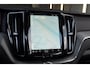 Volvo XC60 T6 350PK Automaat AWD Plus Dark Long range /Adaptieve cruise control / Panoramadak / Apple carplay / Parkeersensoren met 360 camera / Elektrische achterklep / Elektrische stoelen met geheugen / Stoel en stuurwielverwarming