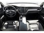 Volvo XC60 T6 350PK Automaat AWD Plus Dark Long range /Adaptieve cruise control / Panoramadak / Apple carplay / Parkeersensoren met 360 camera / Elektrische achterklep / Elektrische stoelen met geheugen / Stoel en stuurwielverwarming