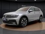 Volkswagen Tiguan Allspace 1.5 TSI 150 PK DSG Highline | 7-Persoons | R-Line | Pano Dak | 20" Suzuka | Camera | LED Plus |