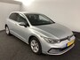 Volkswagen Golf 1.0 TSI Life | Navi | LMV | PDC | Getint glas |*