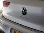 Volkswagen Golf 1.0 TSI Life | Navi | LMV | PDC | Getint glas |*