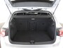 Volkswagen Golf 1.0 TSI Life | Navi | LMV | PDC | Getint glas |*