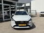 Mazda 2 1.5 e-SkyActiv-G 90 Exclusive-Line 1e Eig., NL-Auto, Dealer Ond., Navigatie, Apple Carplay / Android Auto, A-Rij-Camera, Rondom zicht  Camera, Head-Up, Licht metaal, Parkeerhulp