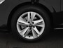 Volkswagen Golf Variant 1.0 eTsi 110pk DSG Life · Apple/Android Car Play · Navi · P-Sensoren · Verkeersbord Herkenning · Sfeerverlichting · 16'' Inch · Garantie t/m 13-03-2027 of 100.000km