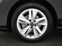 Volkswagen Golf Variant 1.0 eTsi 110pk DSG Life · Apple/Android Car Play · Navi · P-Sensoren · Verkeersbord Herkenning · Sfeerverlichting · 16'' Inch · Garantie t/m 13-03-2027 of 100.000km