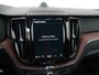 Volvo XC60 T6 Recharge AWD | LR | Ultimate Dark | Luchtvering | Trekhaak | Bowers & Wilkins | Stoelmassage | 360 Camera | Zondag Open!