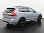 Volvo XC60 T6 Recharge AWD | LR | Ultimate Dark | Luchtvering | Trekhaak | Bowers & Wilkins | Stoelmassage | 360 Camera | Zondag Open!