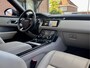 Land Rover Range Rover Velar 2.0 D AUT8 AWD R-DYNAMIC BLACK-EDITION LEDER NAVI AIRCO LED LMV PDC