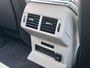 Land Rover Range Rover Velar 2.0 D AUT8 AWD R-DYNAMIC BLACK-EDITION LEDER NAVI AIRCO LED LMV PDC