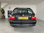 BMW 3-Serie Touring 320i Lifestyle Edition LMV, Airco